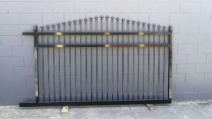 Spike Waved Double Top Sliding Gate CX-STSLG12